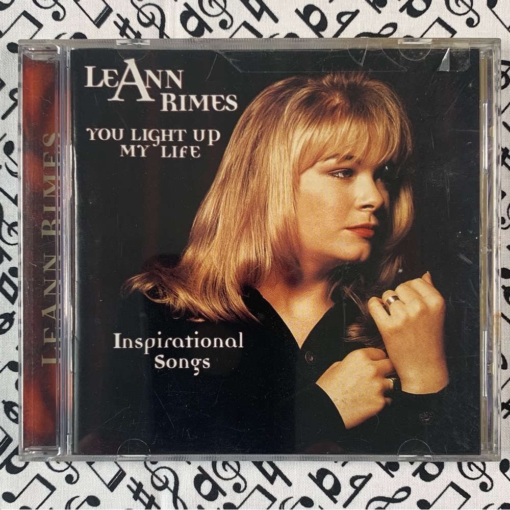 LeAnn Rimes. You Light Up My Life: Inspirational Songs. 1997. CD.